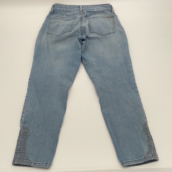 NYDJ Not Your Daughters mom Jeans embroidered - Picture 3 of 11